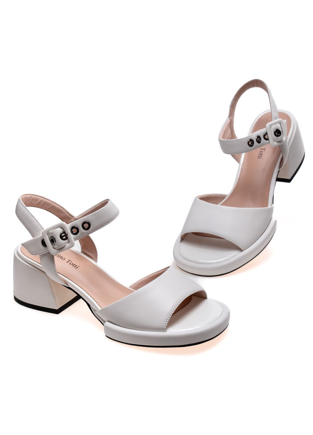 Босоніжки 01665 Білі AngelinoTotti (359448467)