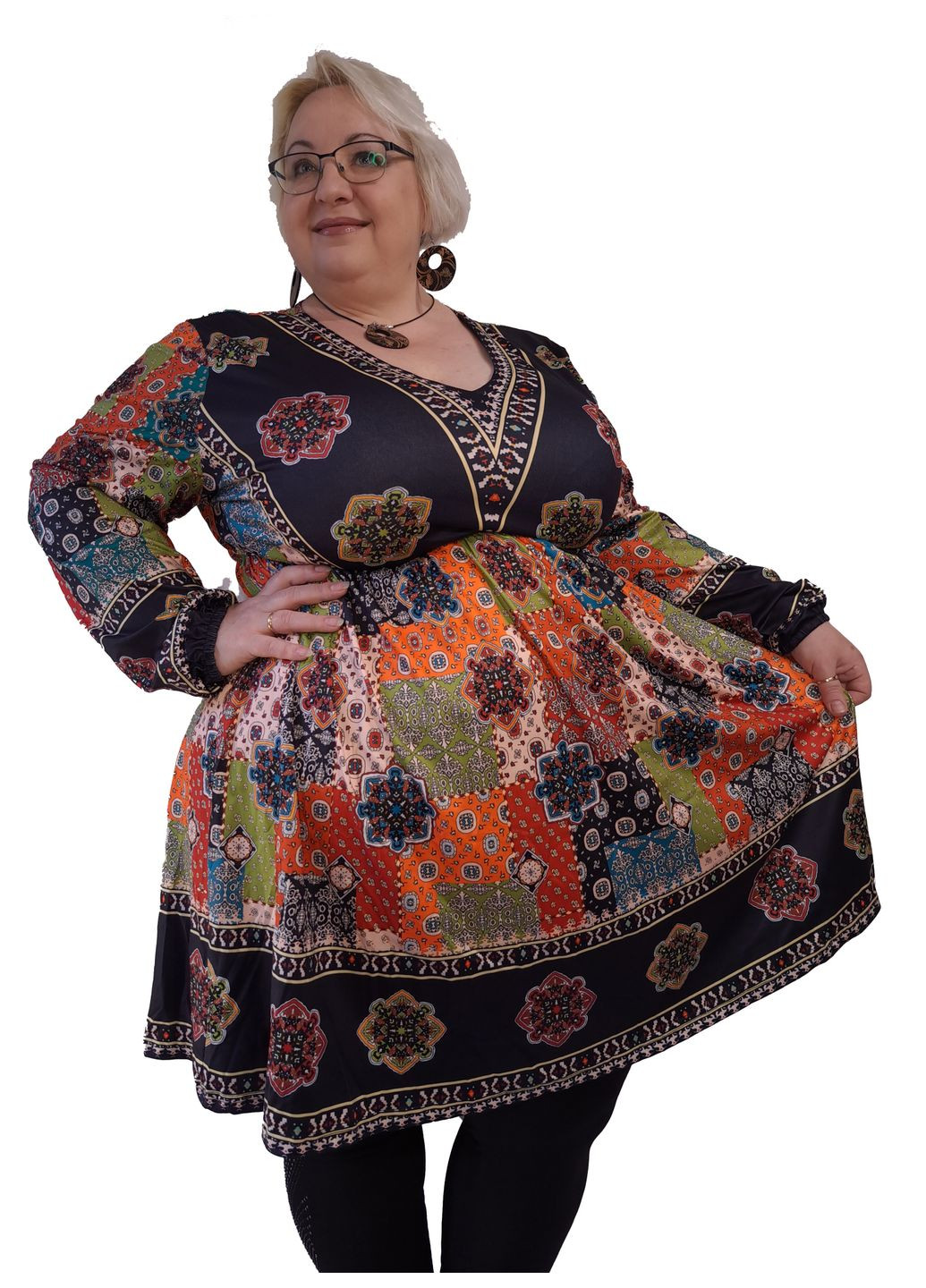 Комбинированное платье-туника женское с v-вырезом "лоскуты" батал размер No Brand