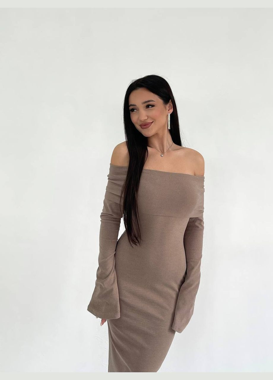 Бежева повсякденний сукня облягаюча з відкритими плечами No Brand однотонна