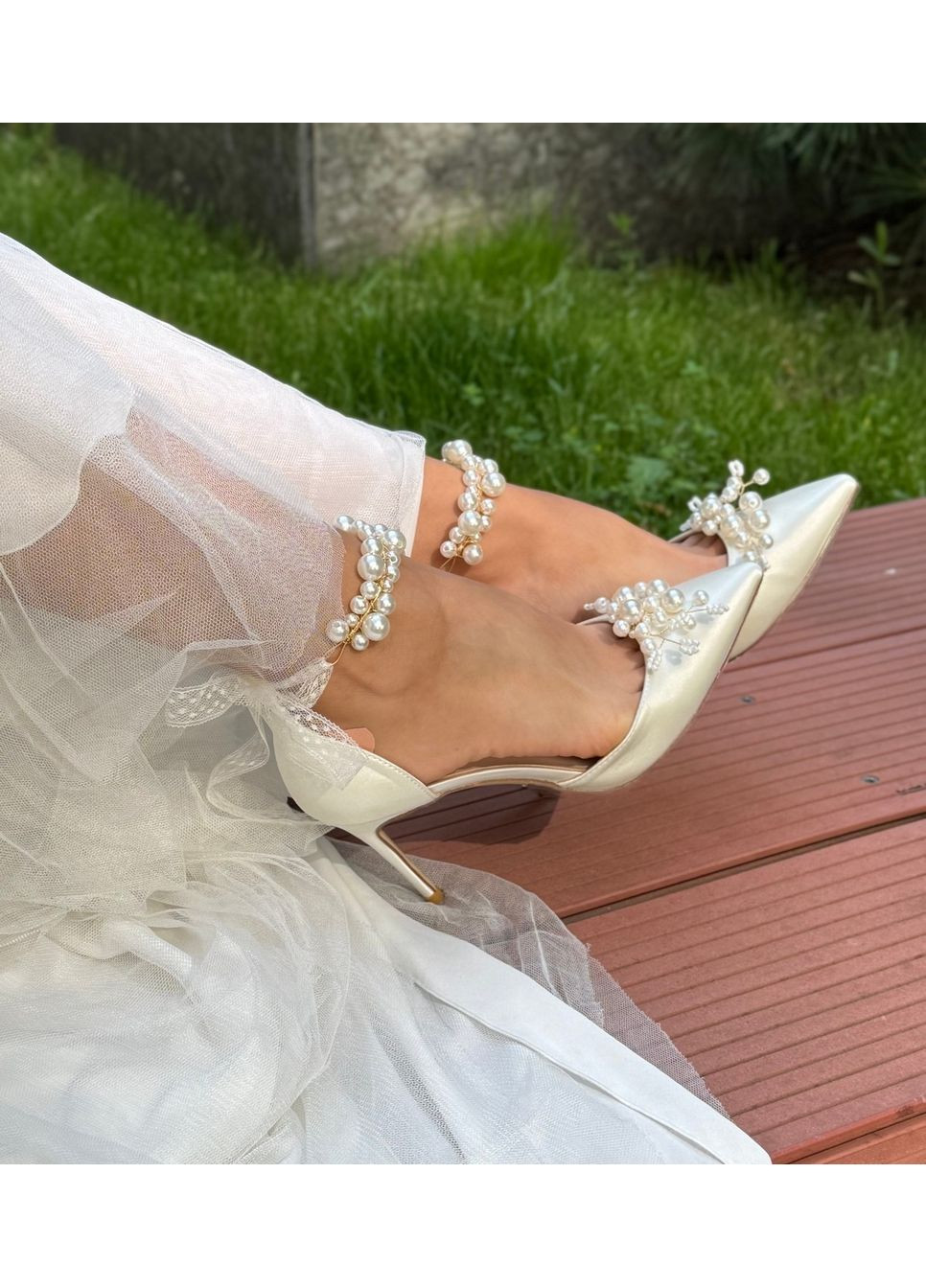 No Brand Жіночі туфлі весільні атласні та ремінцем перли та брошкою 5,5 см білий з текстиль, — (351394617)