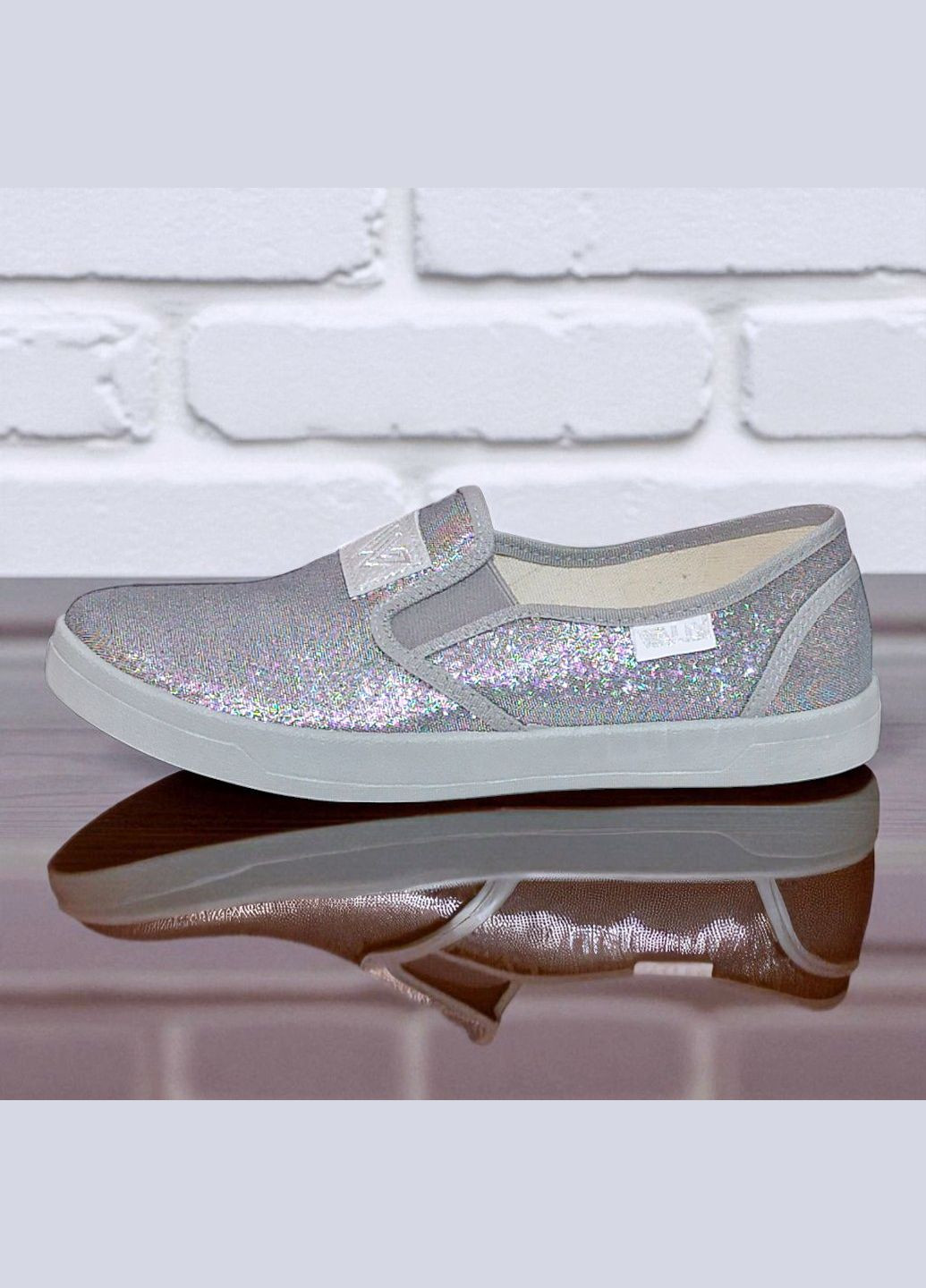 Серебристые ортопедические текстильные слипоны для девочки тапочки для подростка валди Waldi