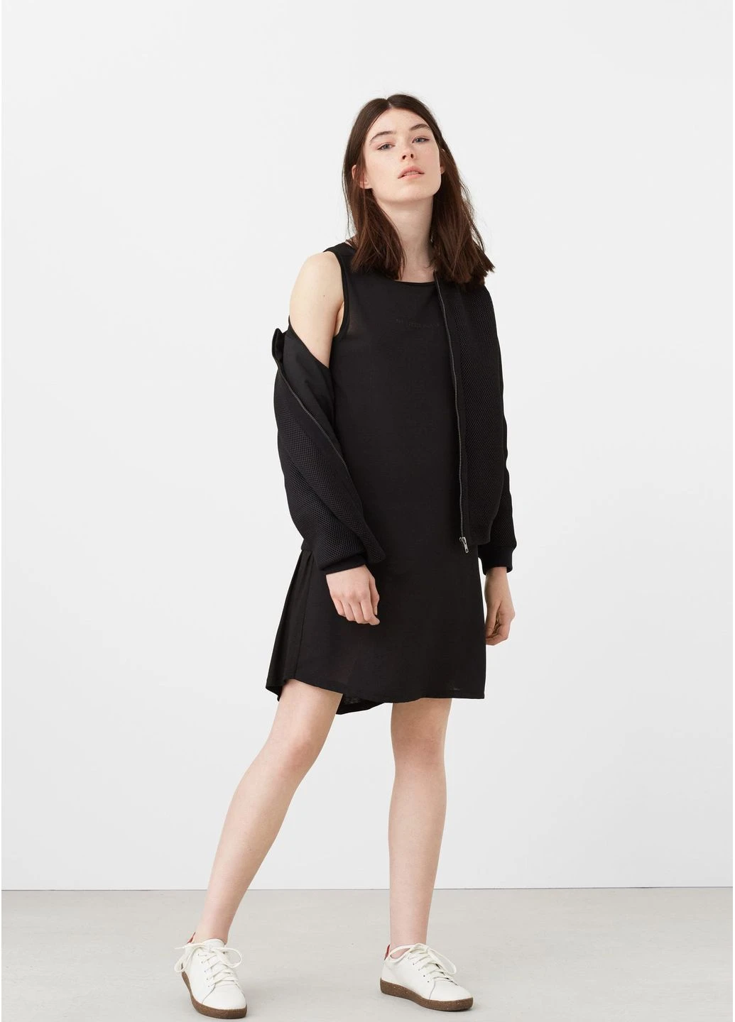 Черное кэжуал платье Mango однотонное