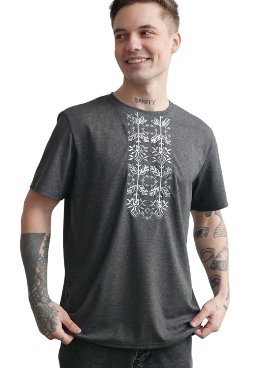 Сіра футболка love self кулір антрацит вишивка соняшник р. 4xl (56) з коротким рукавом 4PROFI