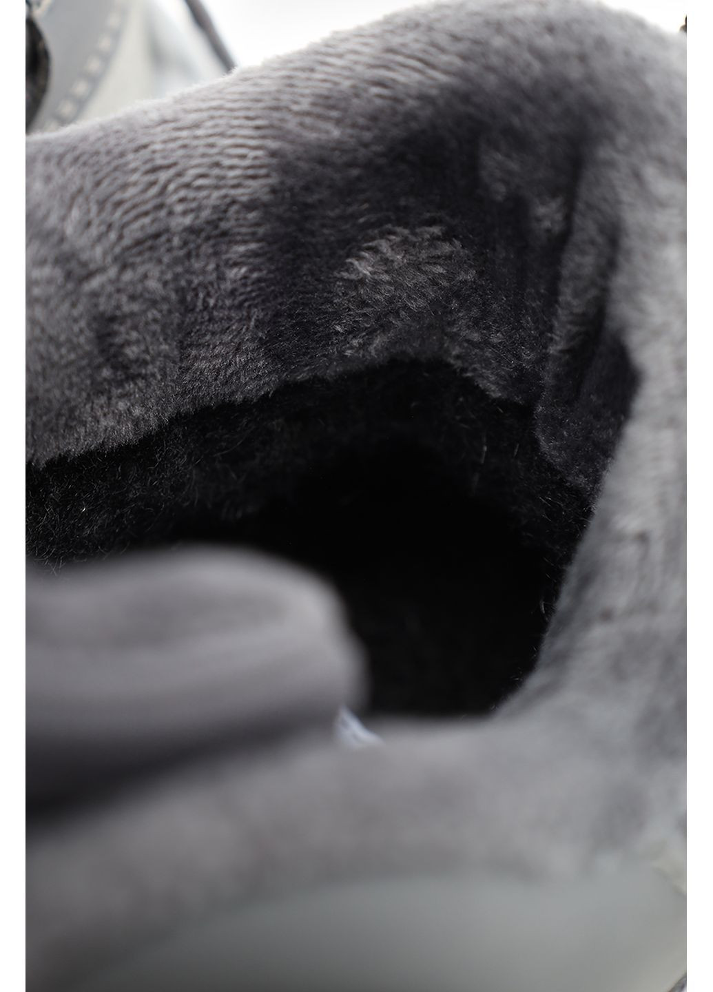 Серые зимние кроссовки мужские цвет серый цб-00275520 Yuki