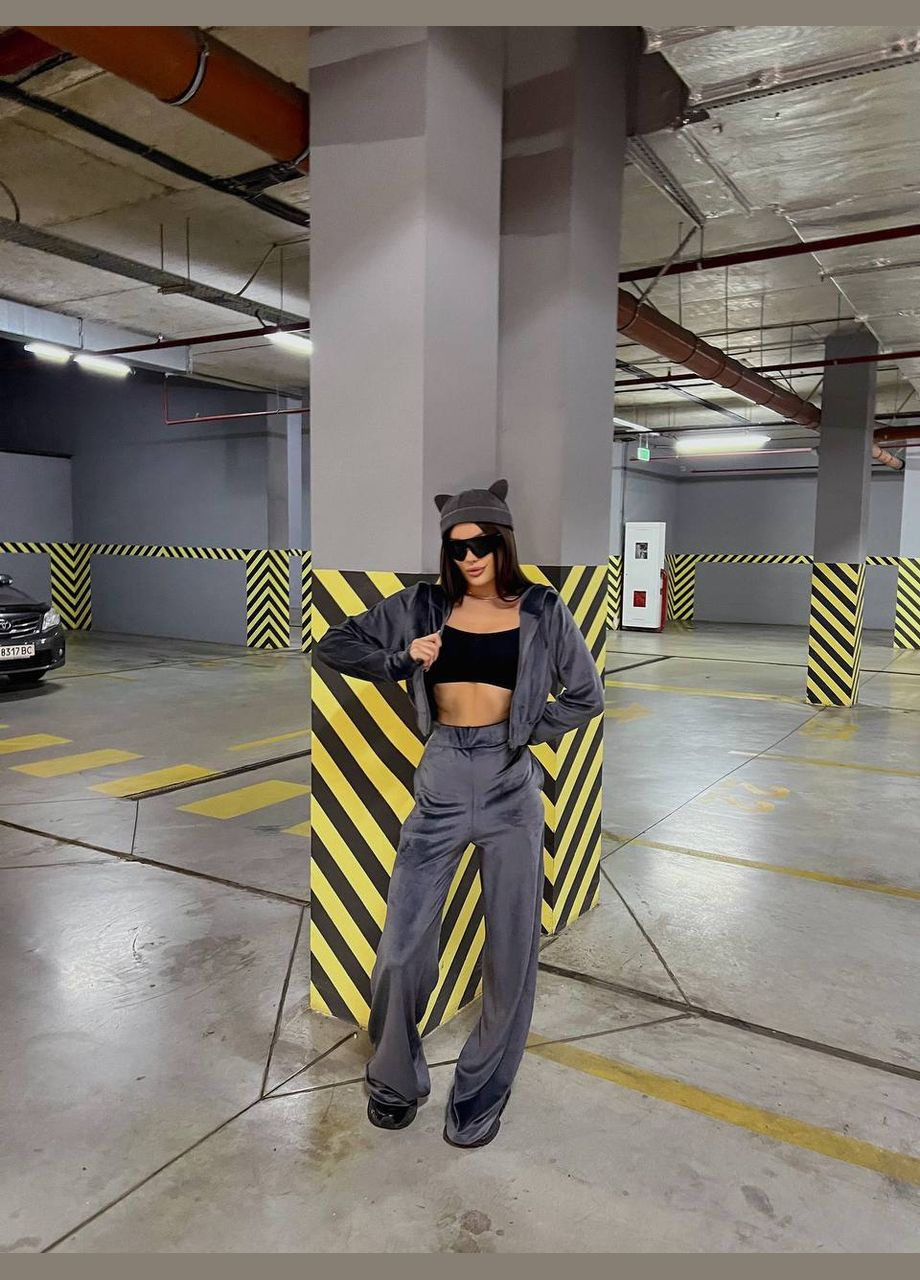 Велюровый женский костюм на молнии графитового цвета 31227 No Brand (323644353)