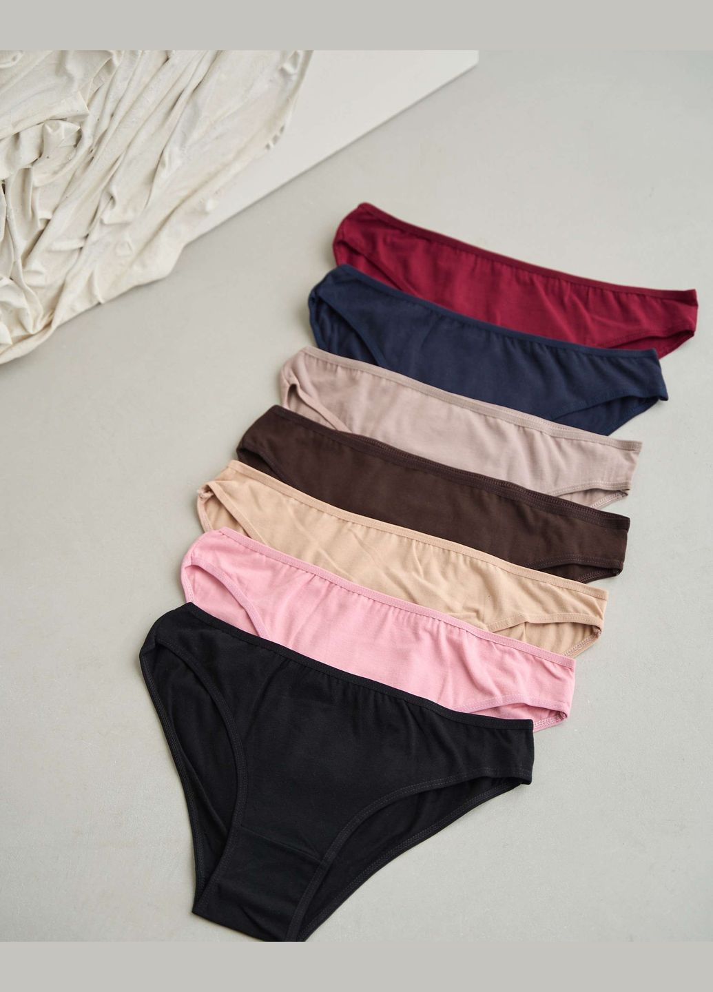 Набор женских базовых трусиков неделька - 7 шт. Nicoletta (303617383)