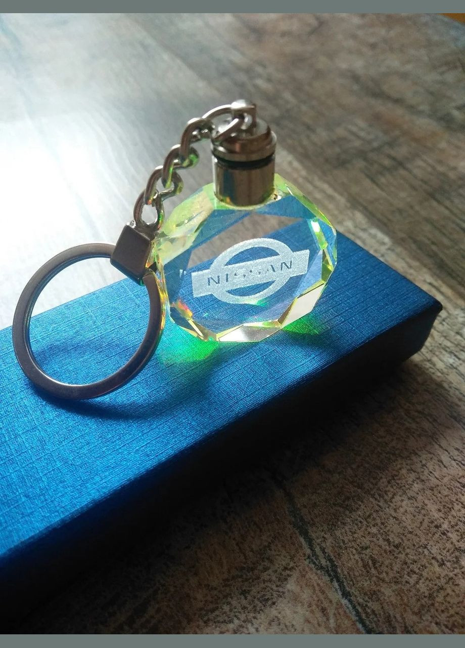 Брелок автомобільний на ключі Нісан авто брелок з логотипом Nissan з підсвіткою (23533412) GF (349843739)