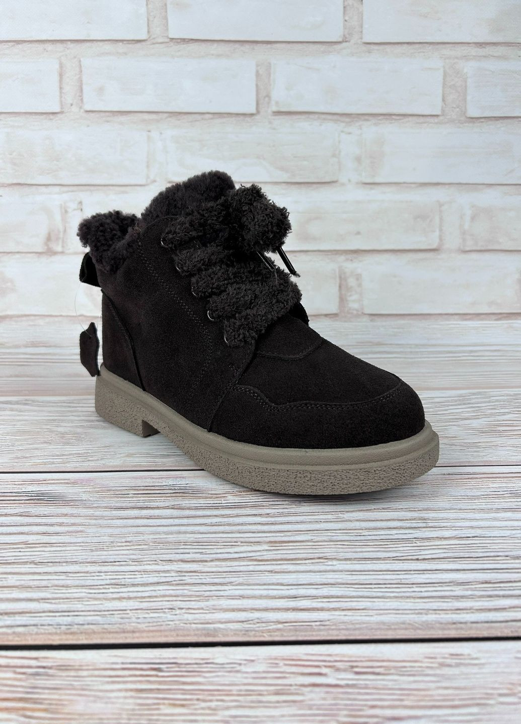 Жіночі черевики коричневі високі зимові черевики замшеві на плоскій підошві для прогулянок Hengji (365301236)