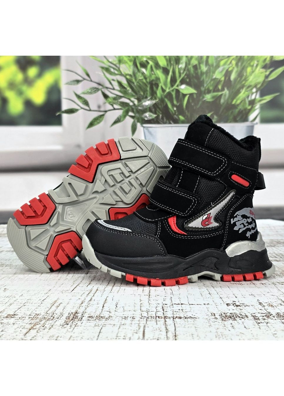 Черные повседневные зимние ботинки детские зимние для мальчика черные на липучках BBT