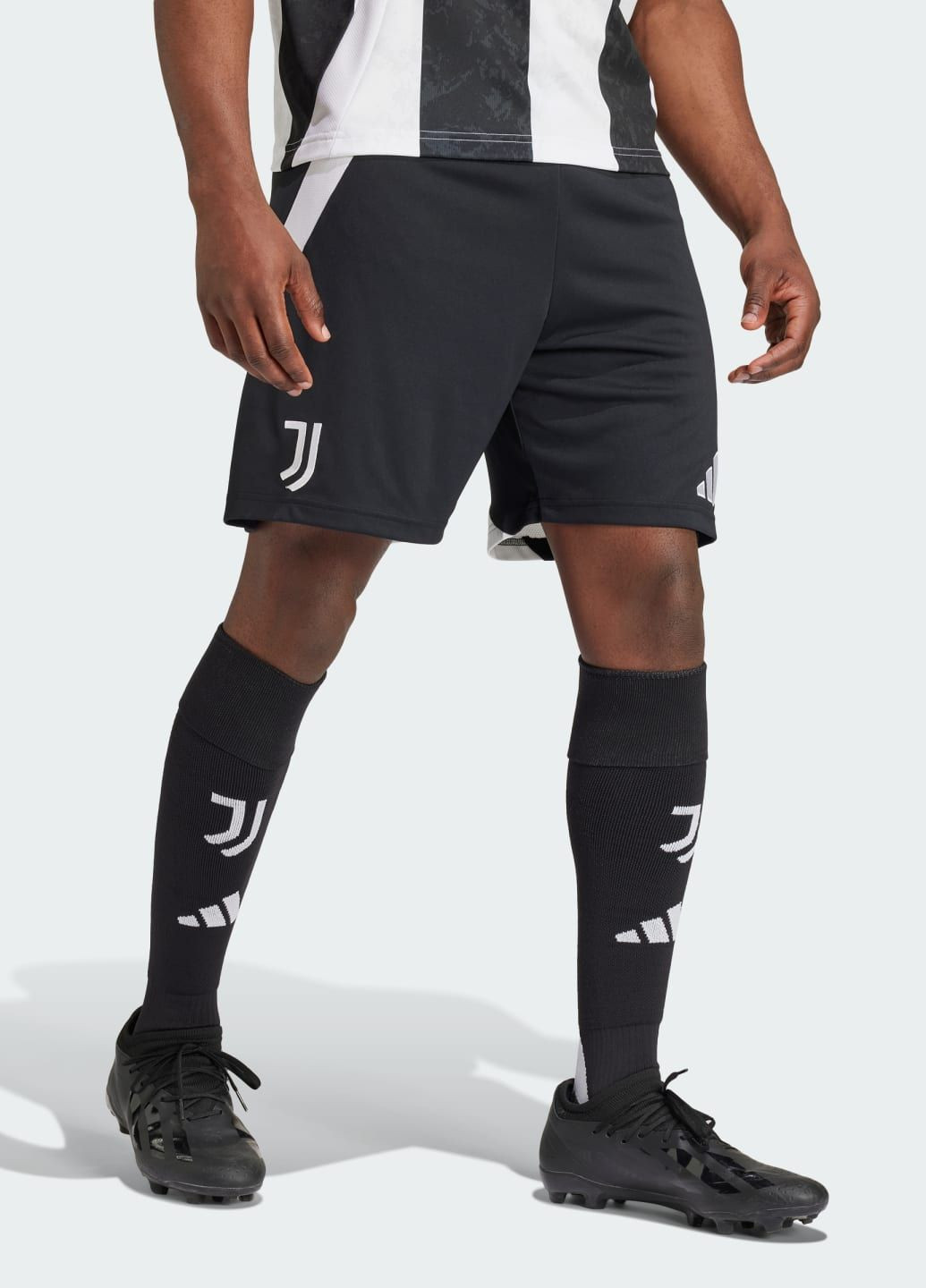Домашні шорти Juventus 24/25 adidas (299158591)