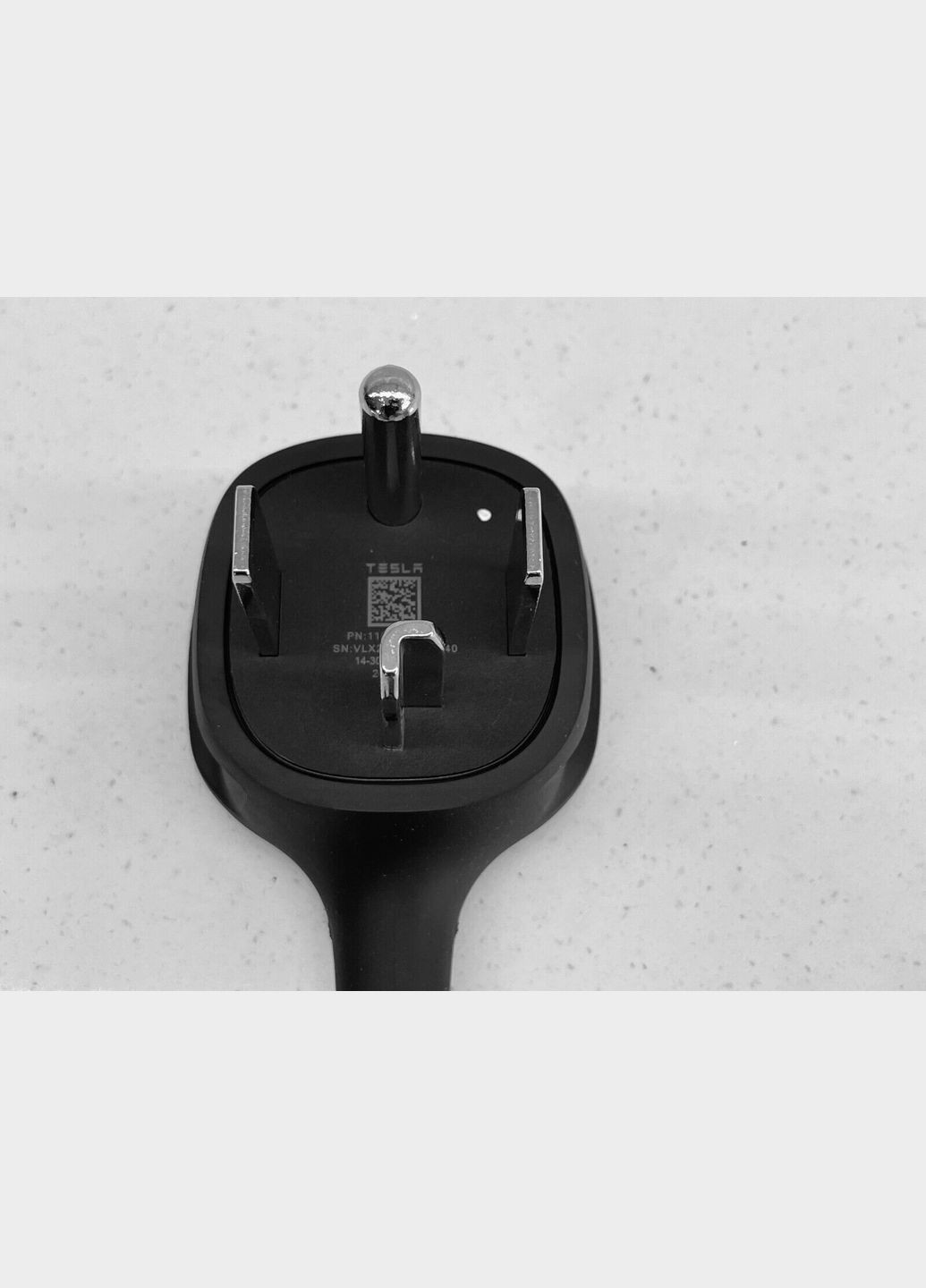 Адаптер зарядного устройства Gen 2 NEMA 14-30 Adapter Charger Model S Model X Model 3 Model Y Tesla (292324055)