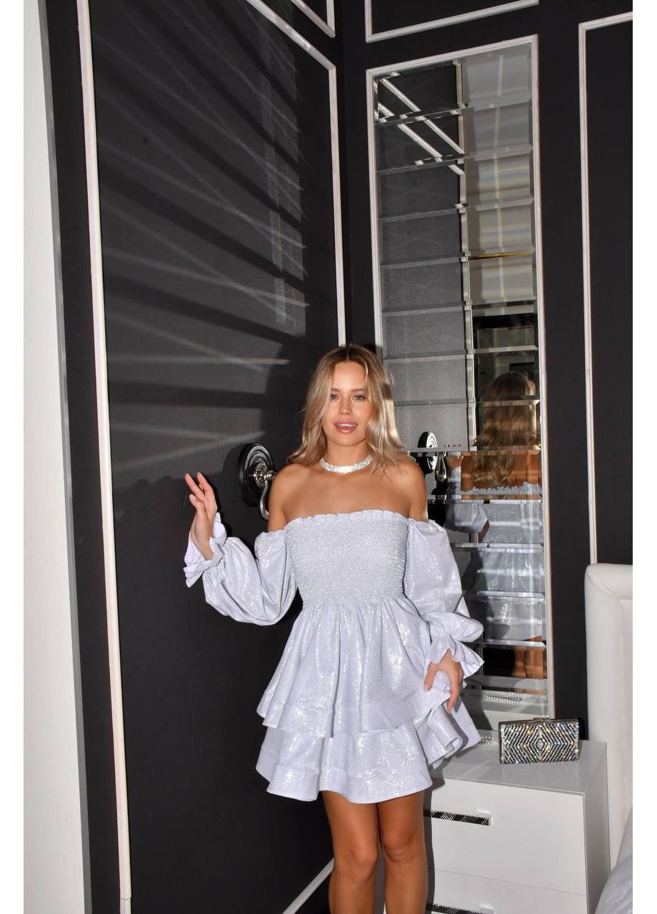 Серебристое праздничный праздничное платье с пышной юбкой и открытыми плечами с открытыми плечами MonCher