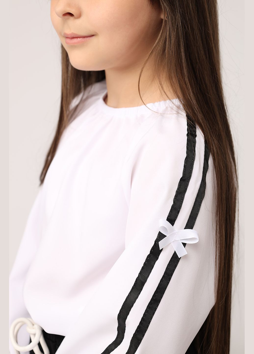 Белая блузка Yuki демисезонная