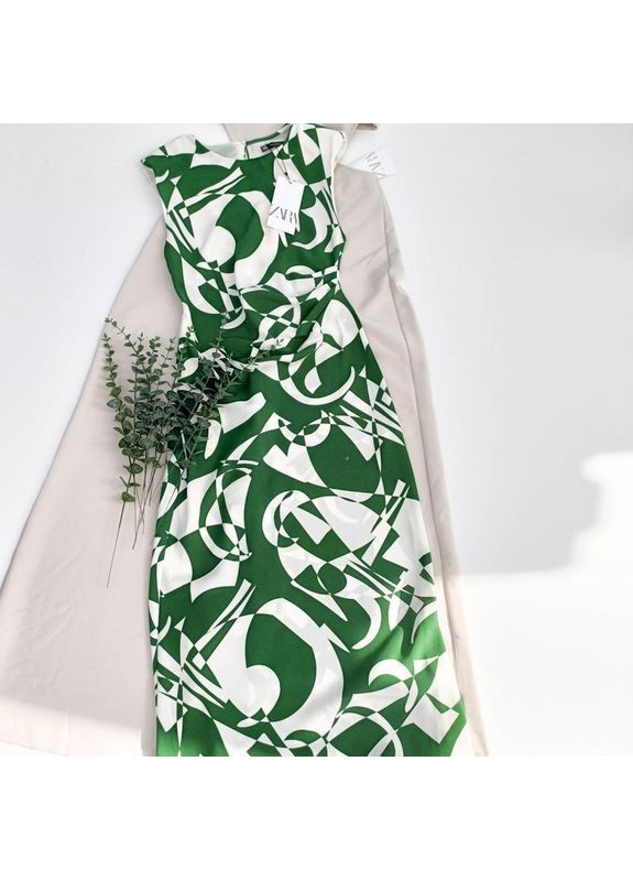 Белое платье с принтом и плечиками Zara