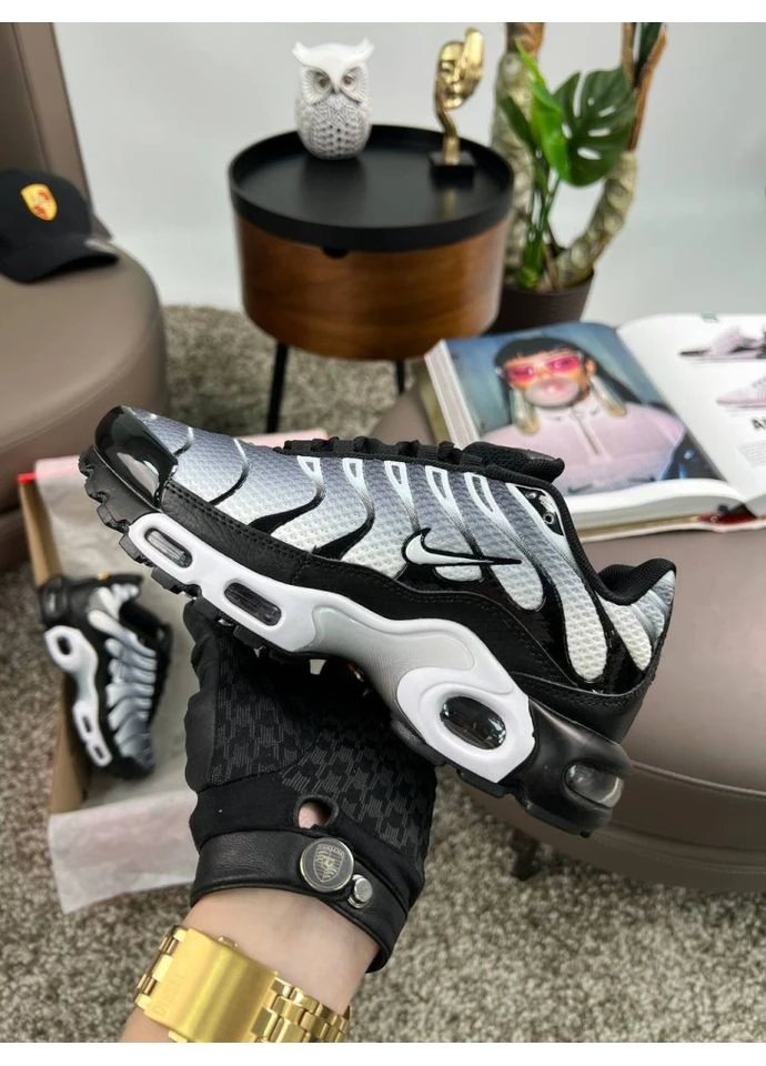 Кросівки White Black Gradient (Розмір ) No Brand Air Max Plus комбіновані (378646976)