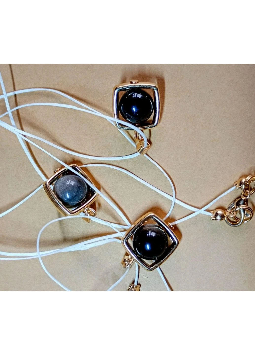 Подвеска из серебристого обсидиана. 407. No Brand (397870855)