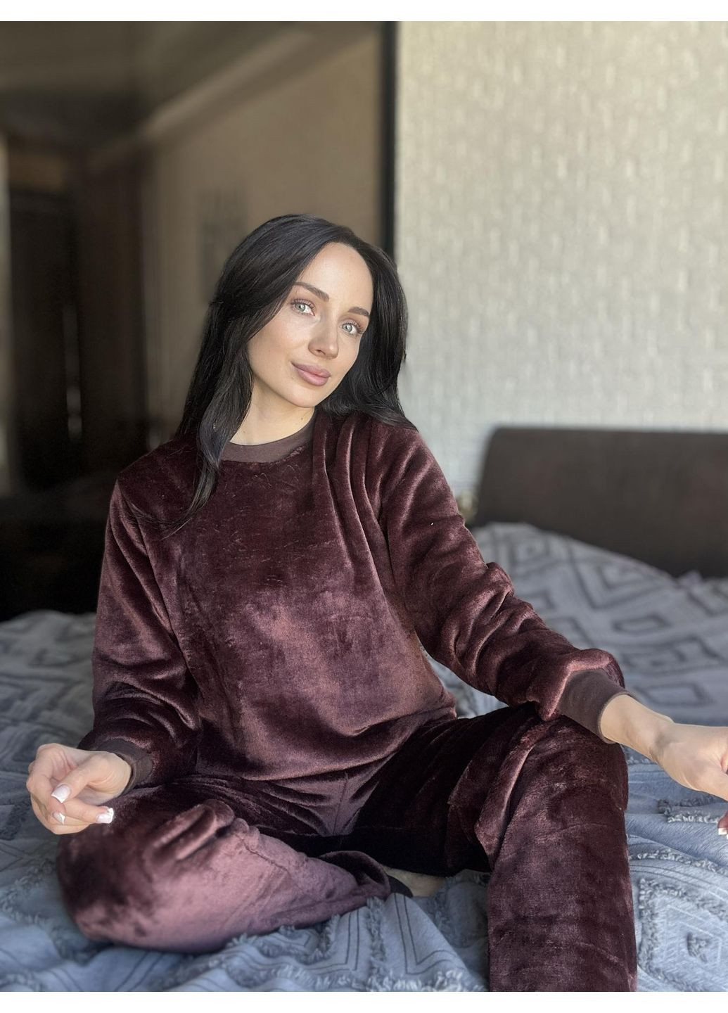 Темно-коричнева всесезон тепла жіноча піжама з велсофту світшот + брюки Vakko