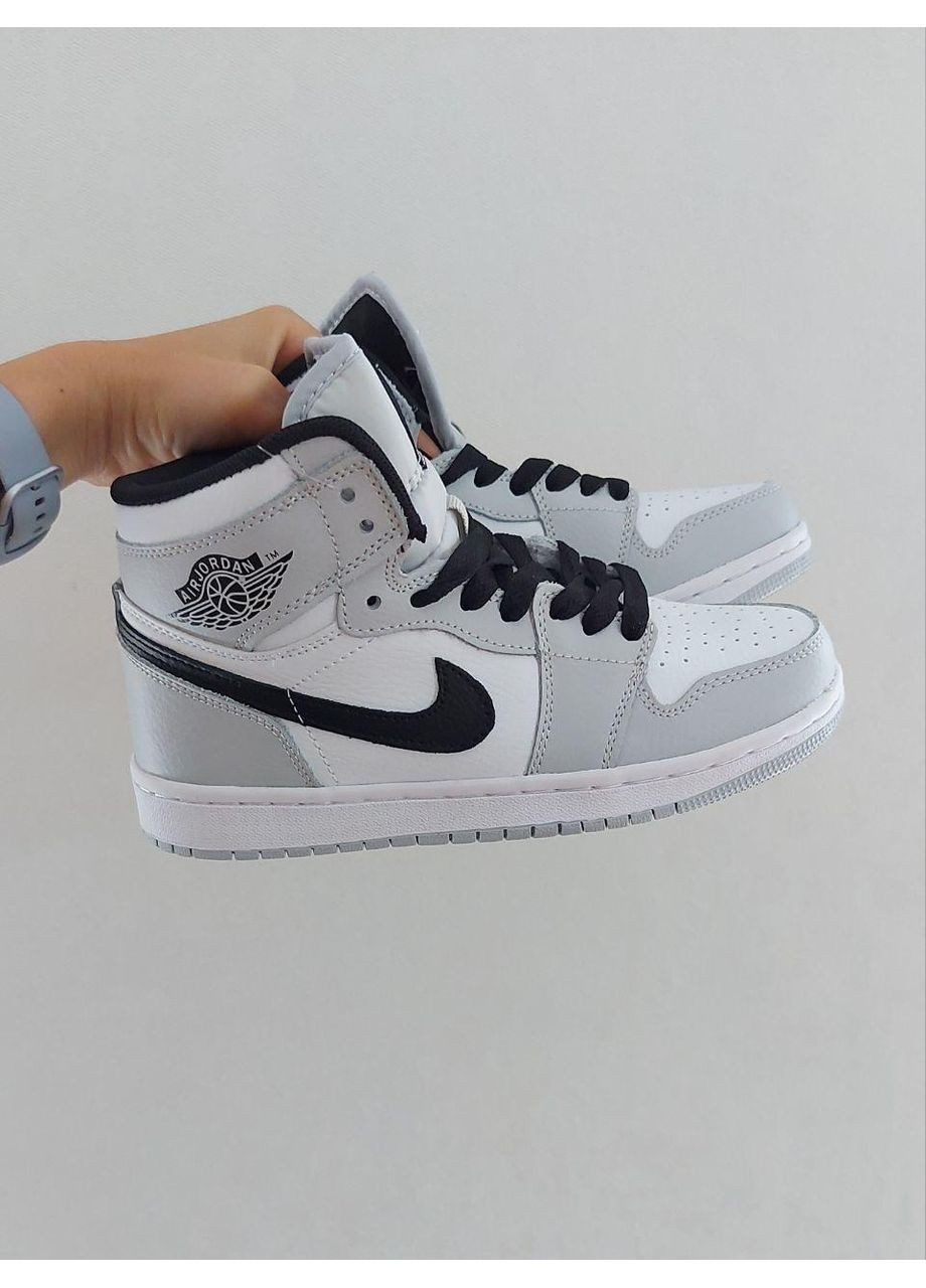 Серые демисезонные кроссовки мужские nike air jordan 1 mid light smoke grey v2 найк аир джордан No Brand