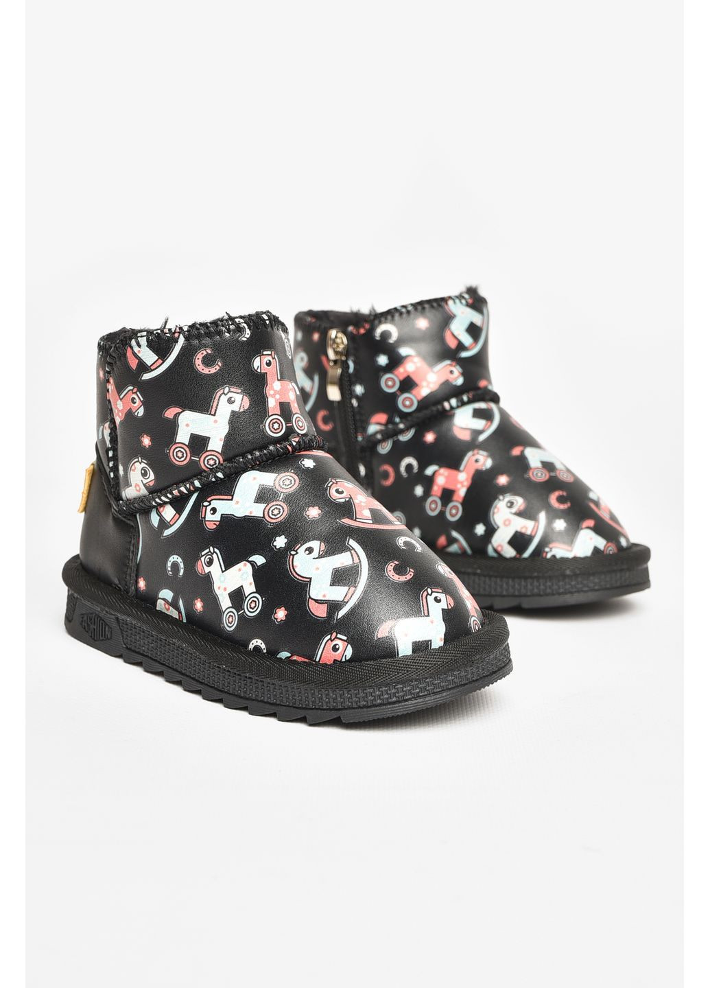 Черные угги детские для девочки черного цвета Let's Shop