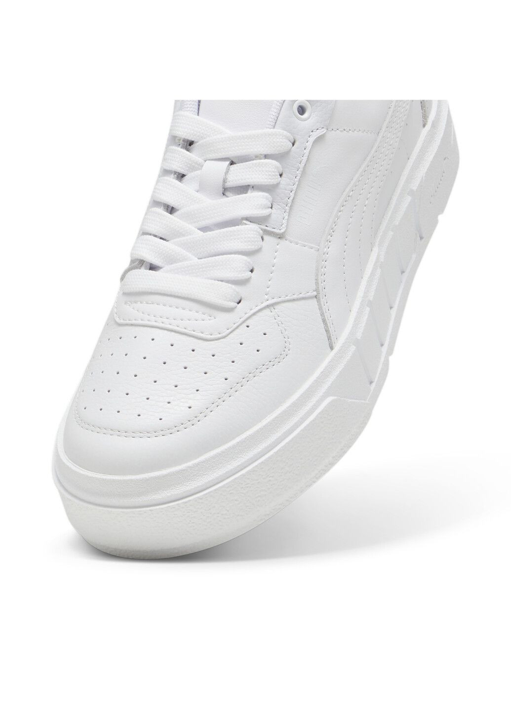 Кеды Cali Court Leather Women’s Sneakers Puma белые всесезоны (295547603)
