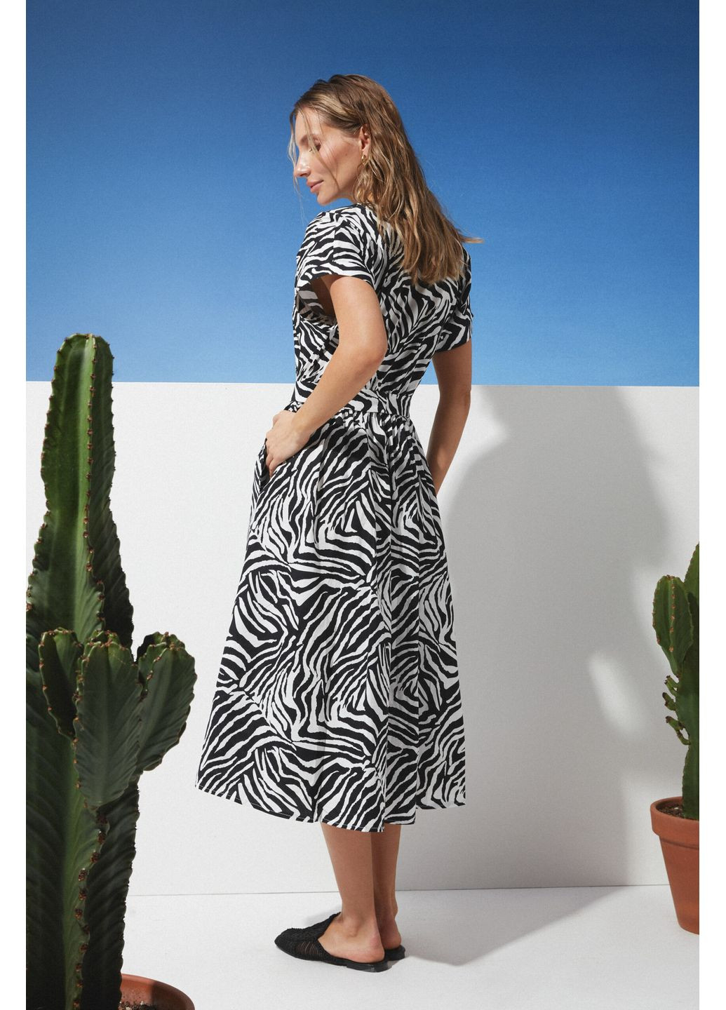 Чорна сукня 2281.6344 Seventeen