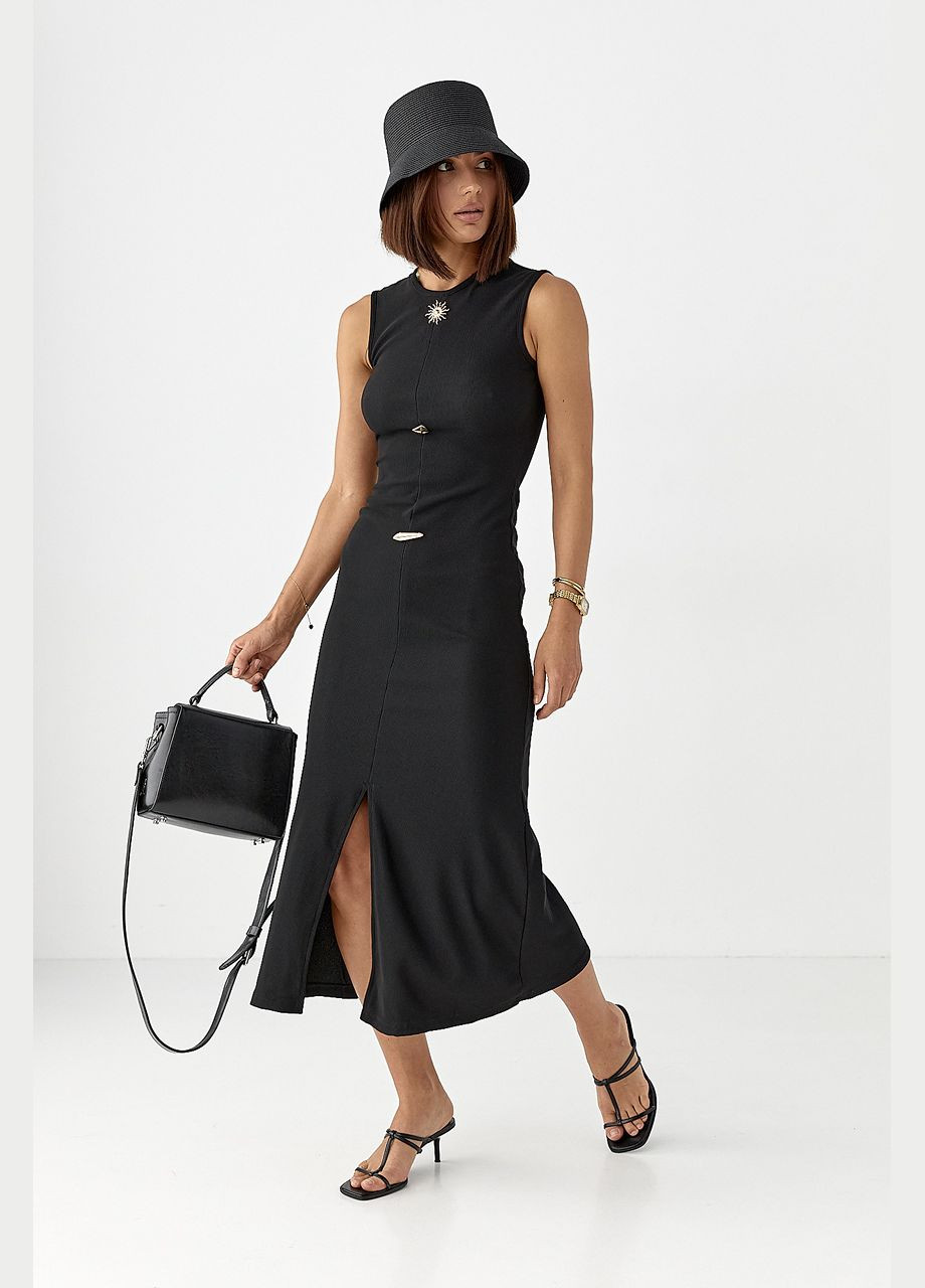 Черное повседневный платье в рубчик с декоративными украшениями - розовый цвет Lurex