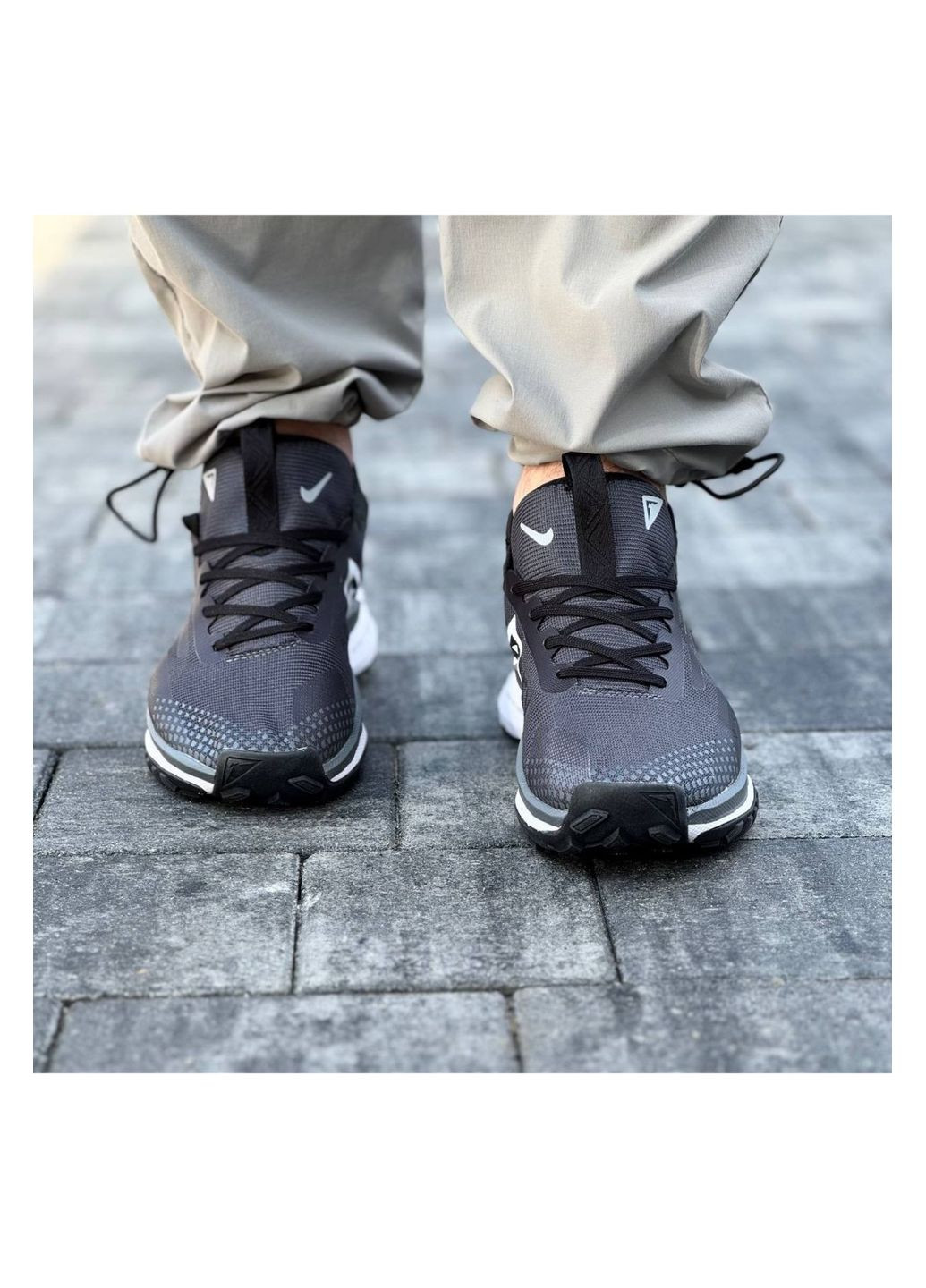 Черно-белые демисезонные мужские кроссовки No Brand