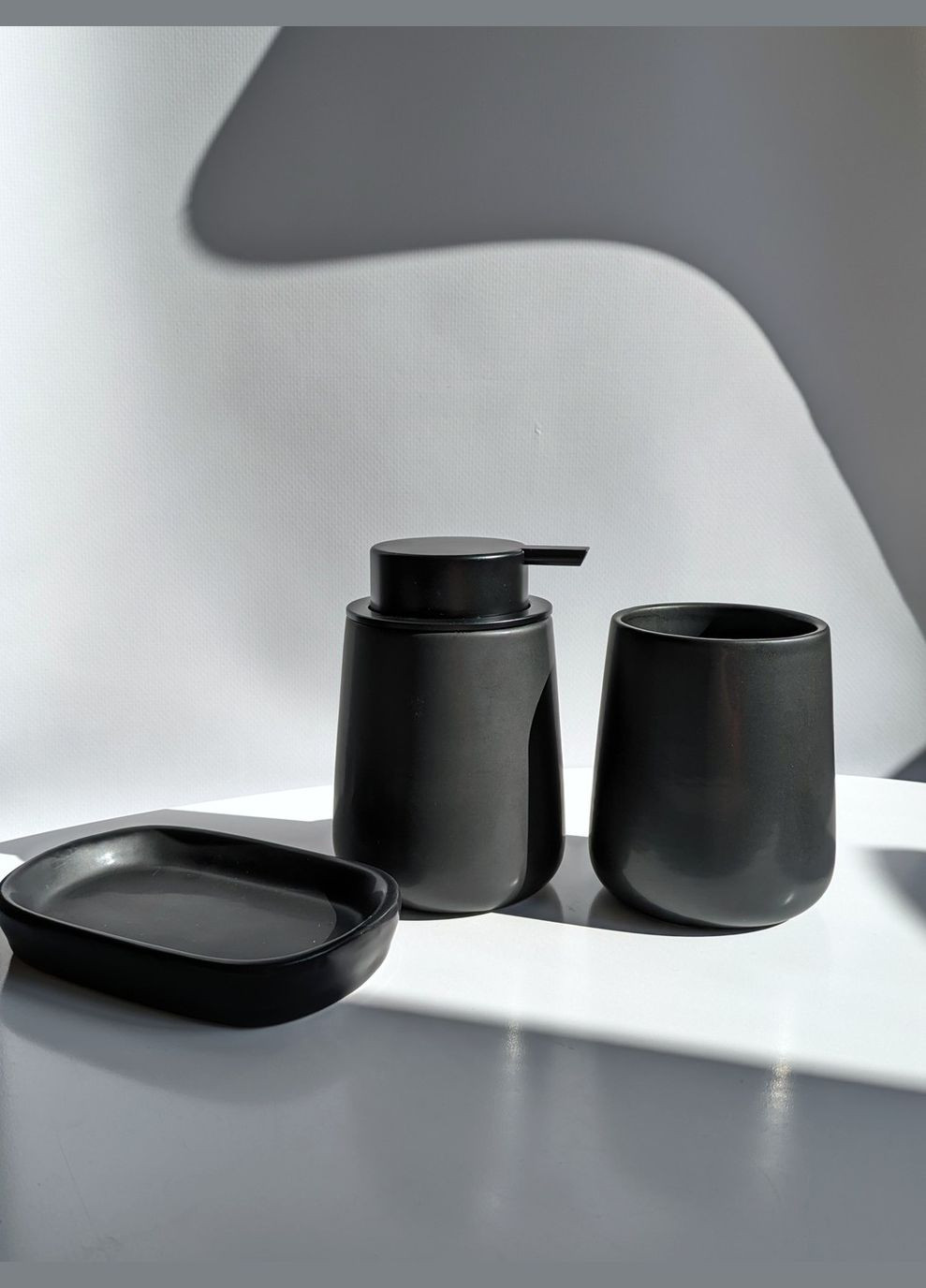 Набор для ванной комнаты керамический матовый 3 предмета No Brand (340463195)