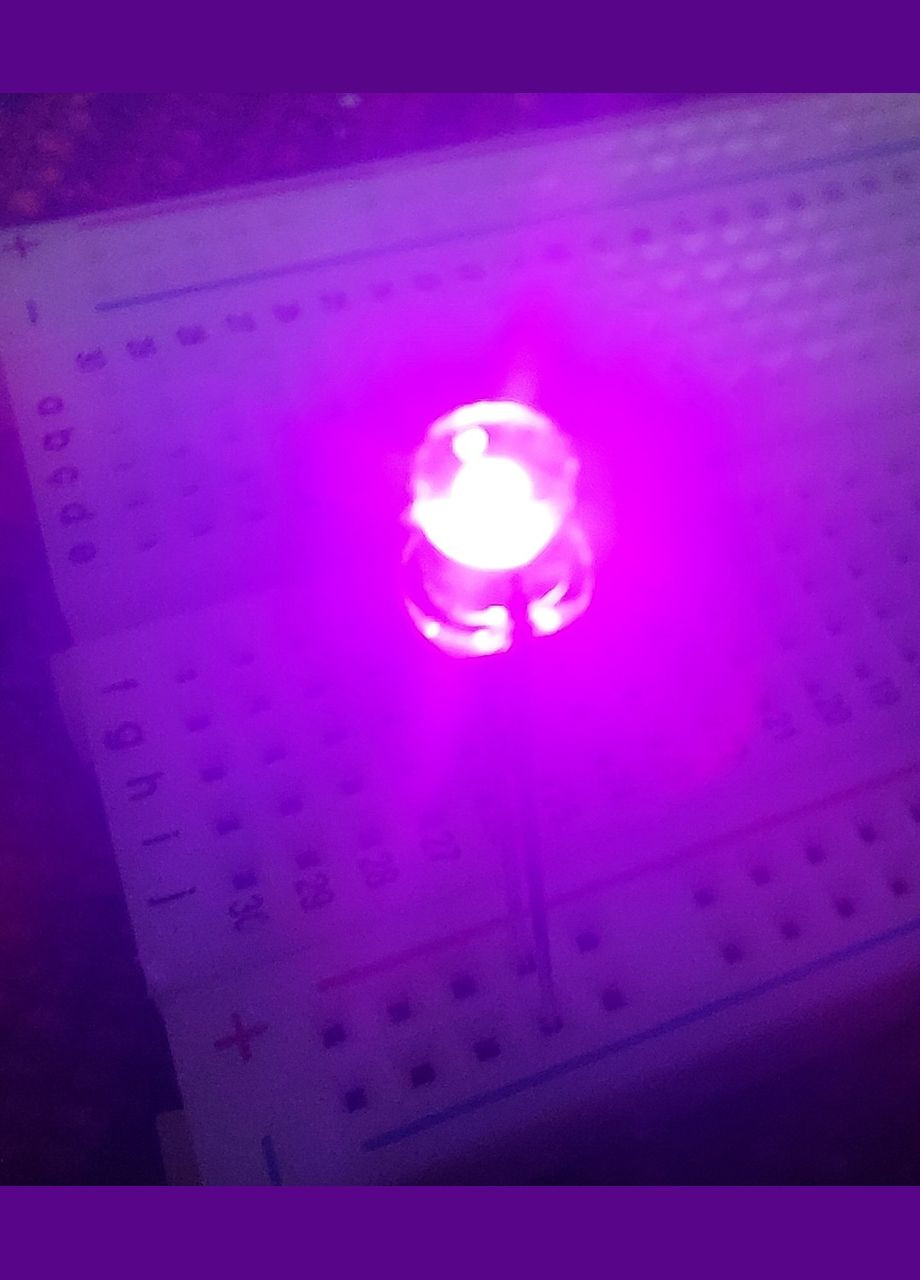 Світлодіод яскравий рожевий 3мм (плоский капелюшок 120-140 градусів) 3В Sunlight (301085416)