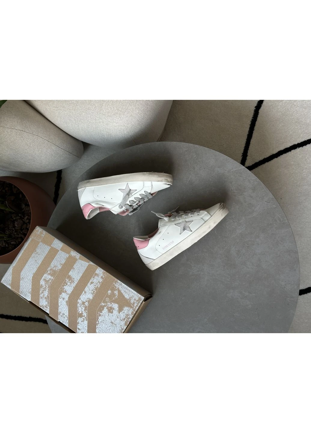 Сірі кросівки чоловічі golden goose super-star with gray suede star and pileather heel tab голден гус сірі демісезон No Brand