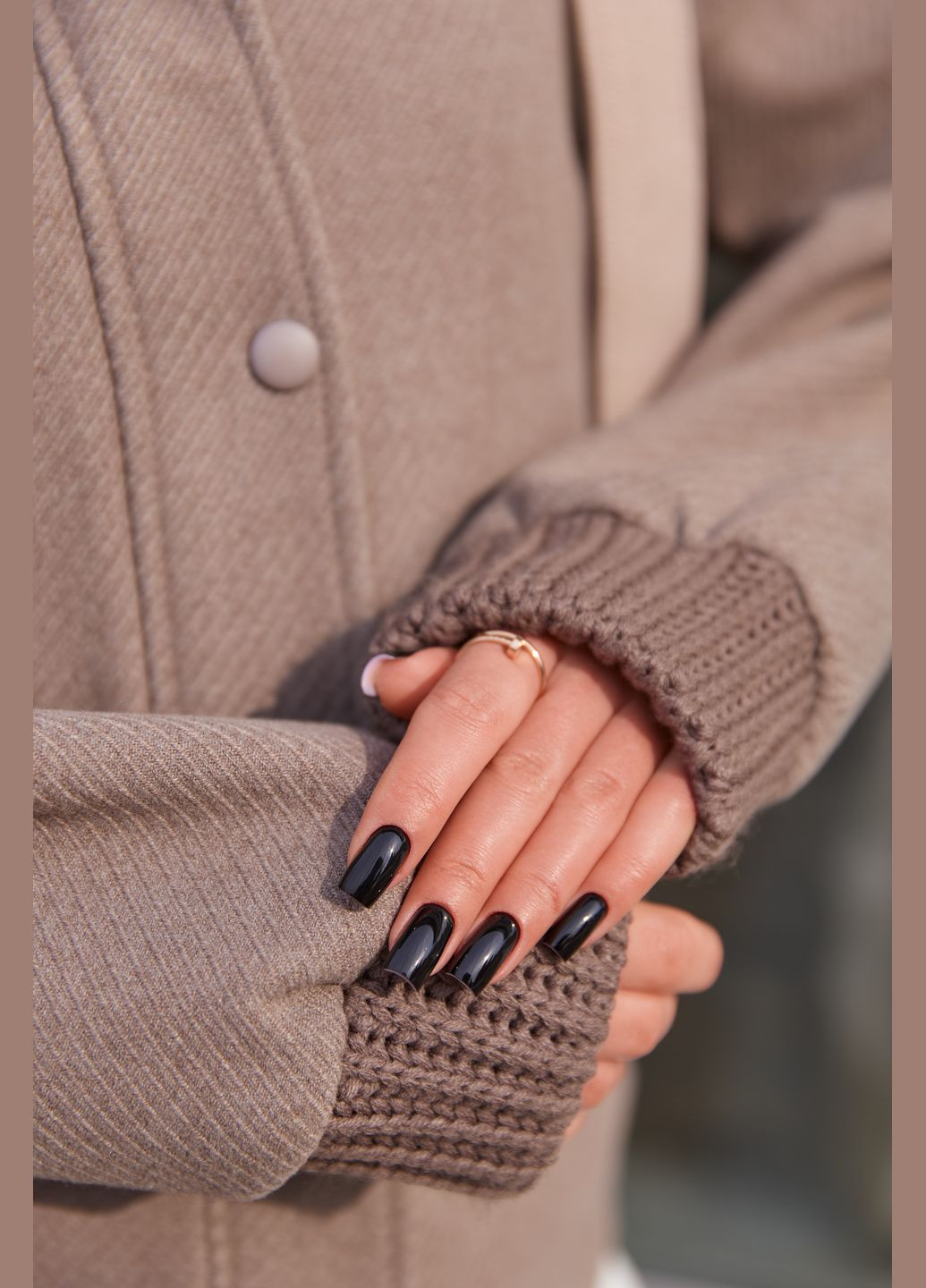 Кофейная демисезонная куртка MN