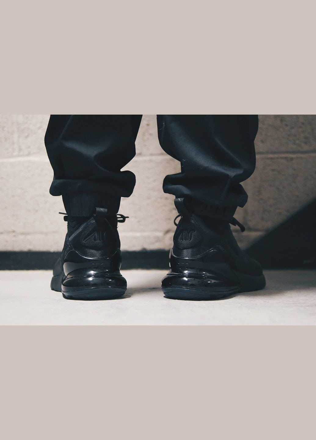 Чорні кросівки air max 270 triple black — ah8050-005 Nike