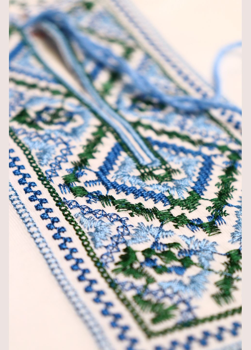 Біла вишиванка трикотажна Piccolo візерунок геометричний бавовна (304667089)