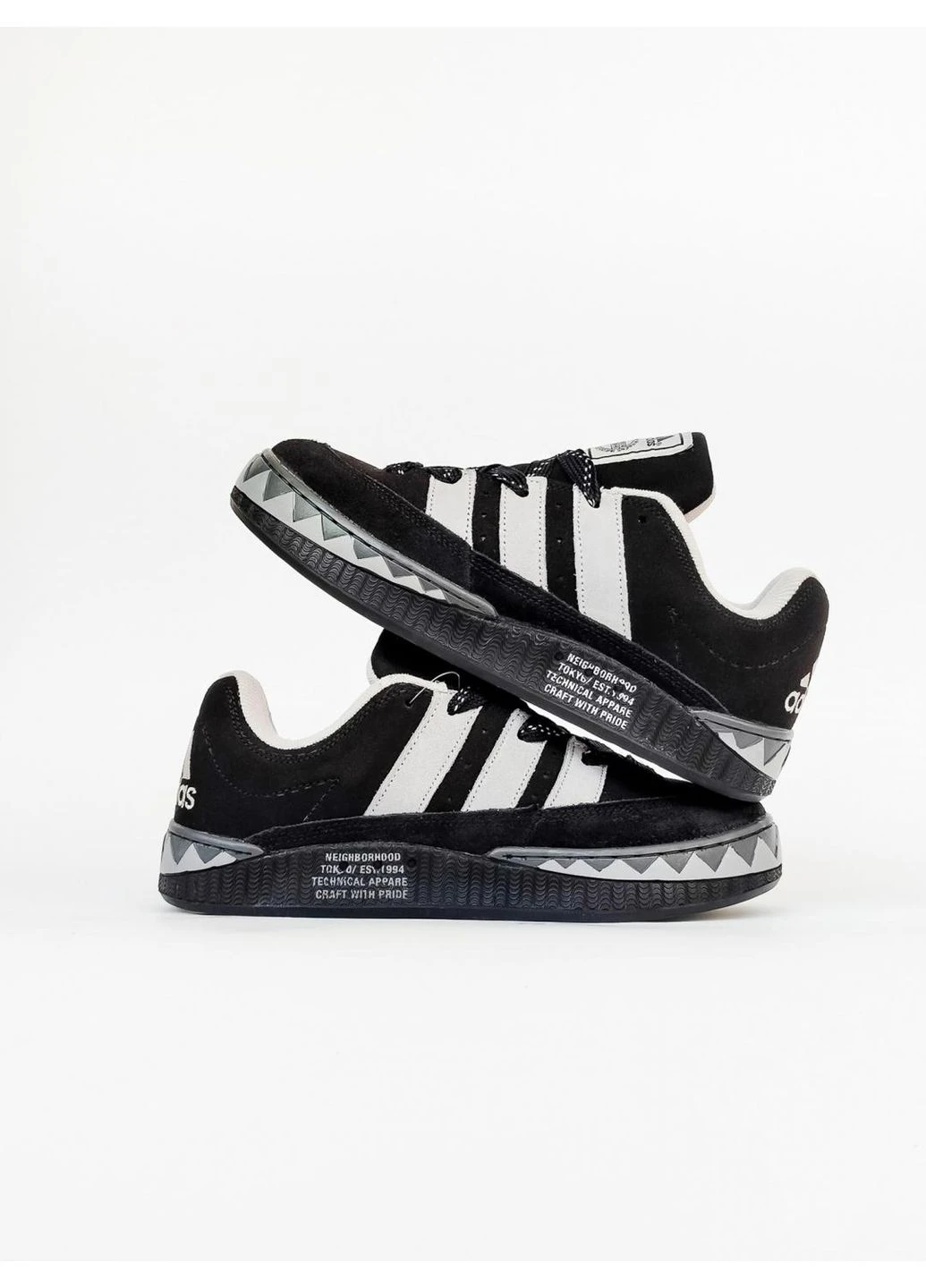 Білі кросівки чоловічі adidas adimatic neighborhood black white адідас адамантік білі демісезон No Brand
