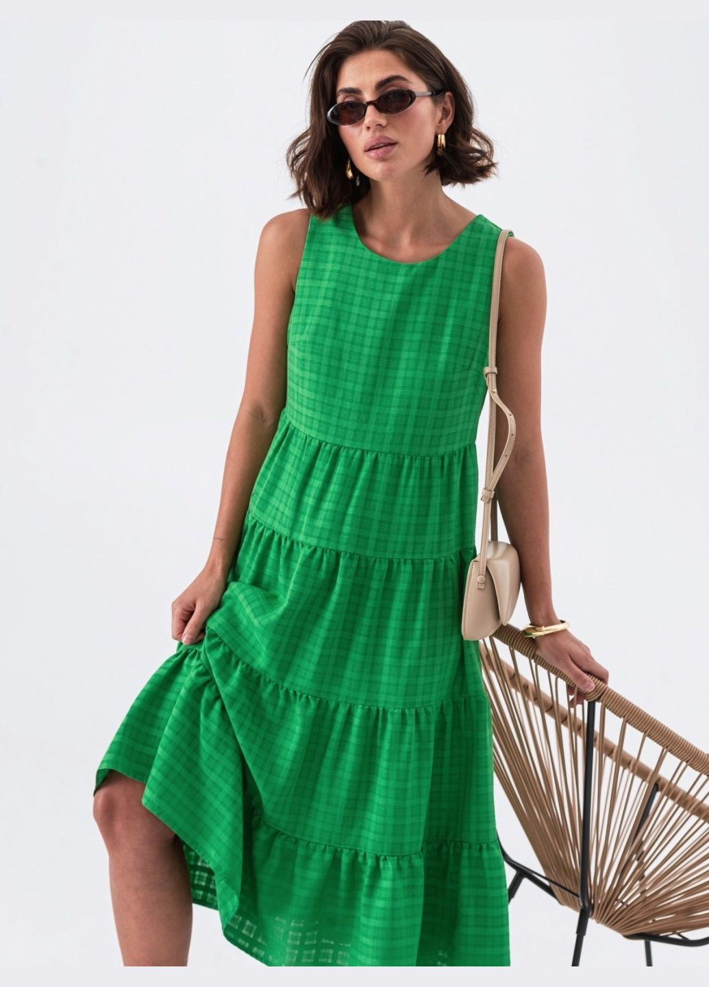 Зеленое кэжуал зелёное платье-миди в клетку Dressa в клетку