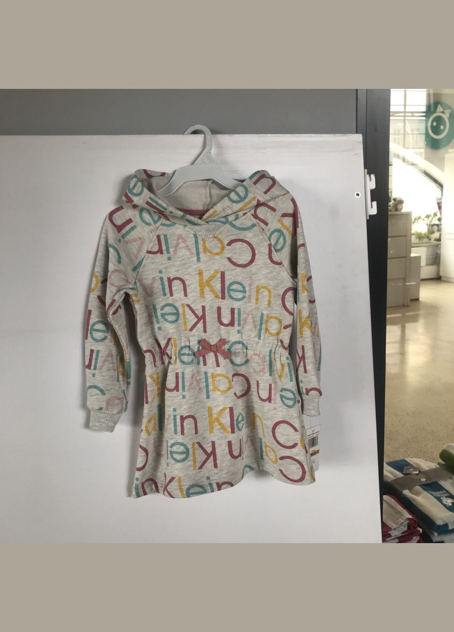 Серое теплое платье с капюшоном Calvin Klein (340455685)