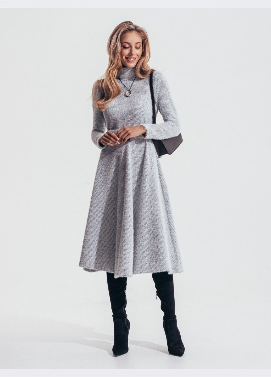 Сіра кежуал сіра сукня-міді з ангори з поясом кльош Dressa однотонна