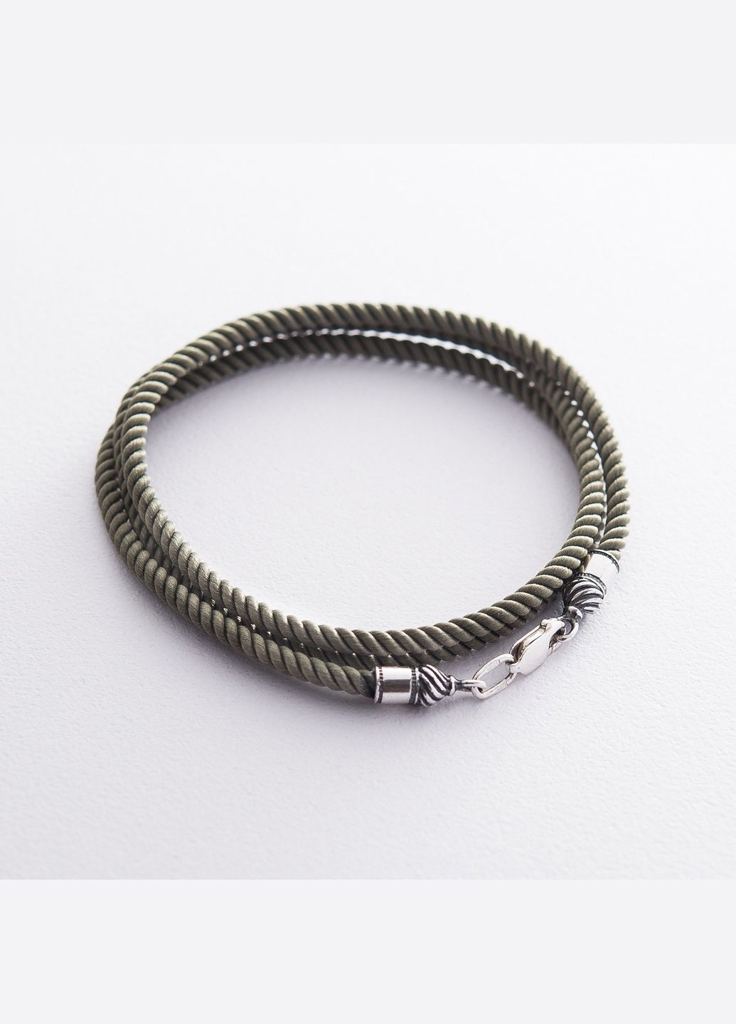 Шелковый шнурок цвета Хаки с серебряной застежкой (3мм) 18427 55 Oniks (278291530)