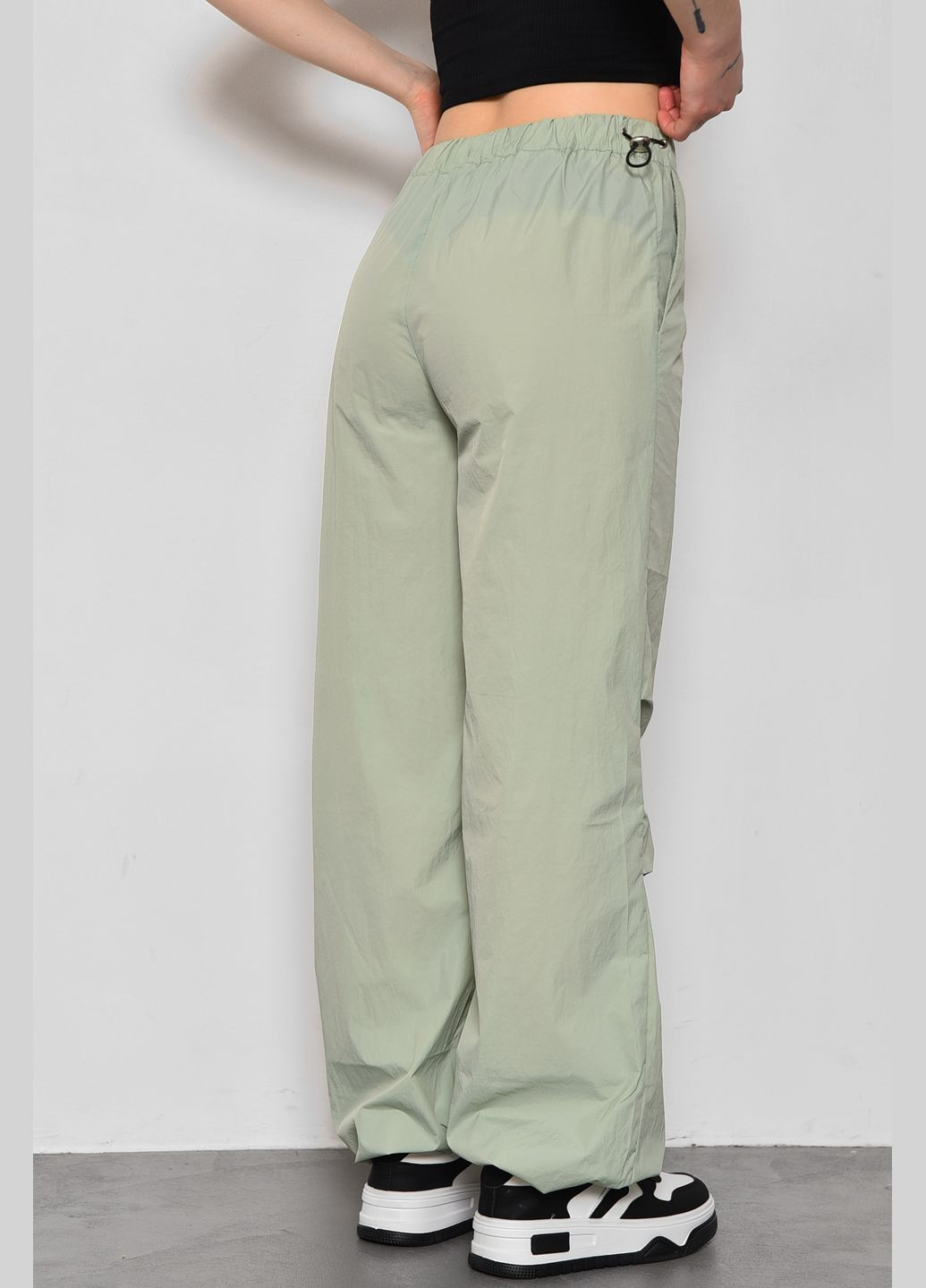 Спортивні штани жіночі фісташкового кольору Let's Shop (280777160)