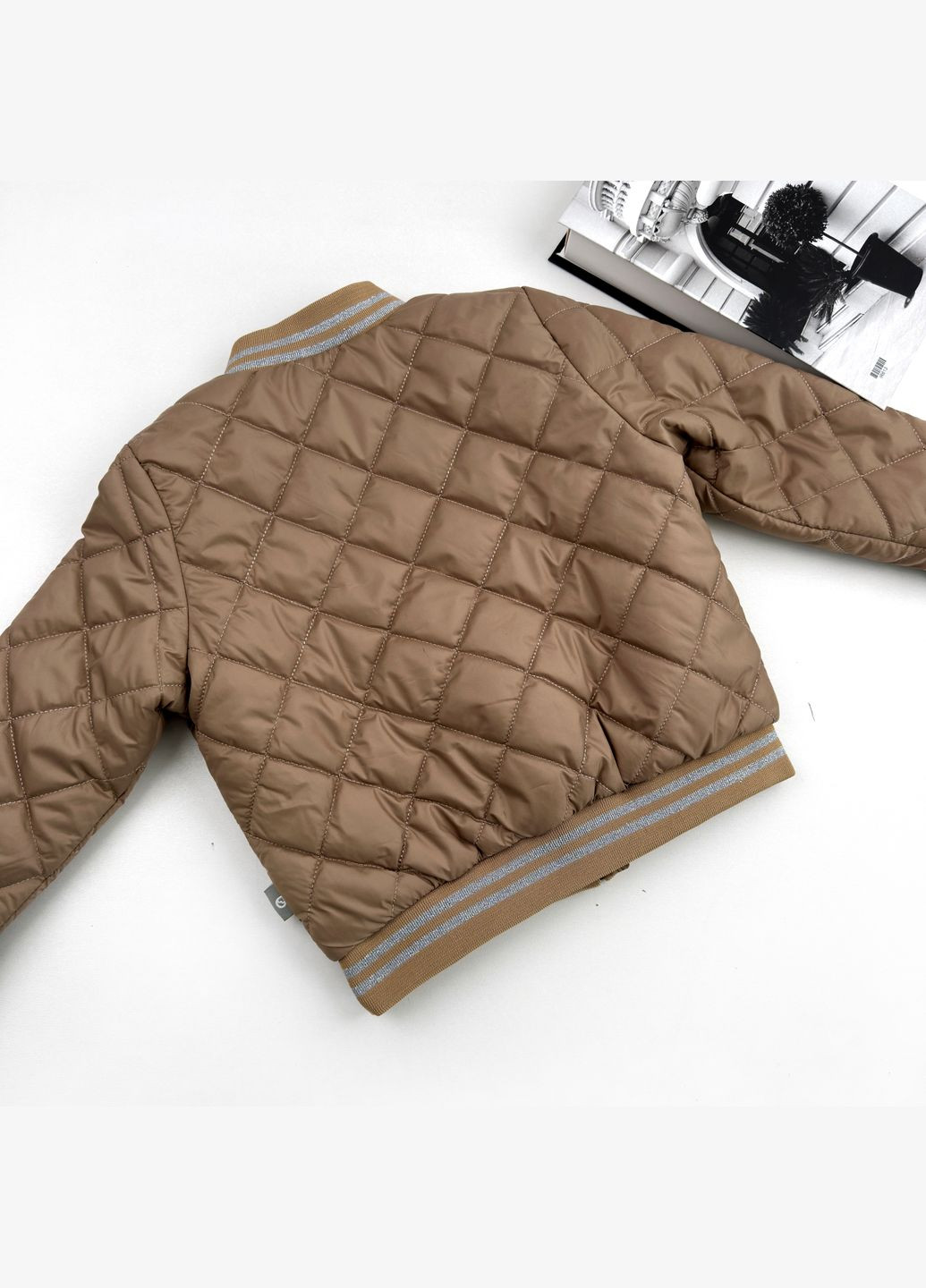 Бежева демісезонна куртка Marakas