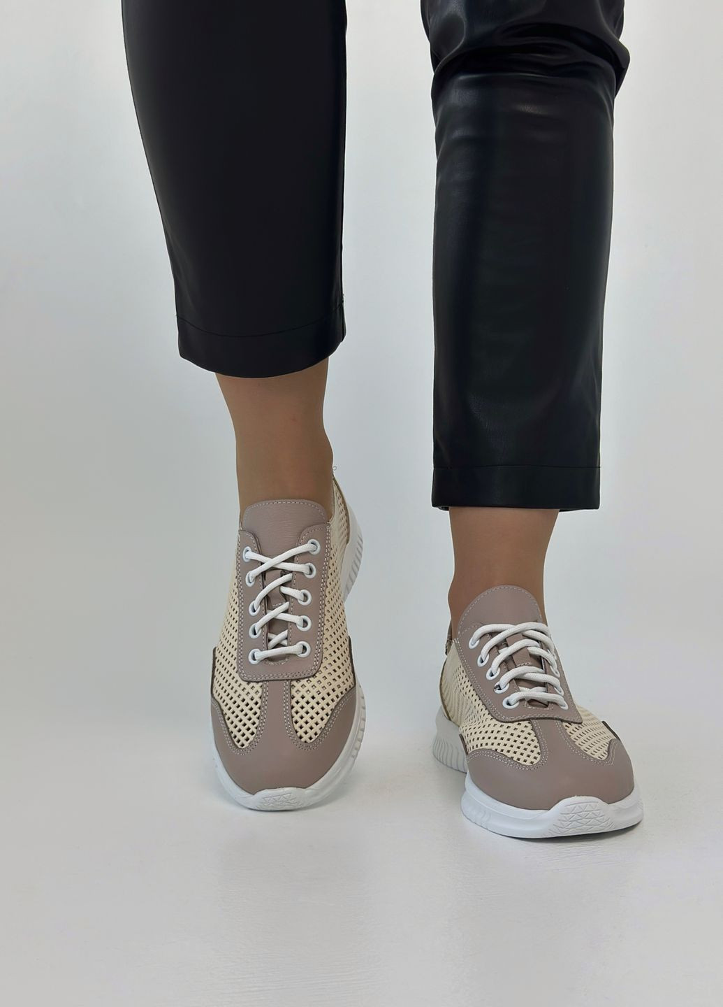 Бежеві кеди жіночі шкіряні Sherlock Soon