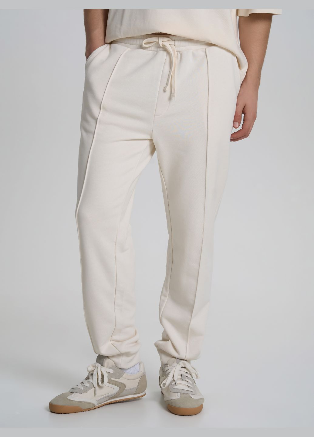 Светло-бежевые повседневный демисезонные джоггеры брюки Роза