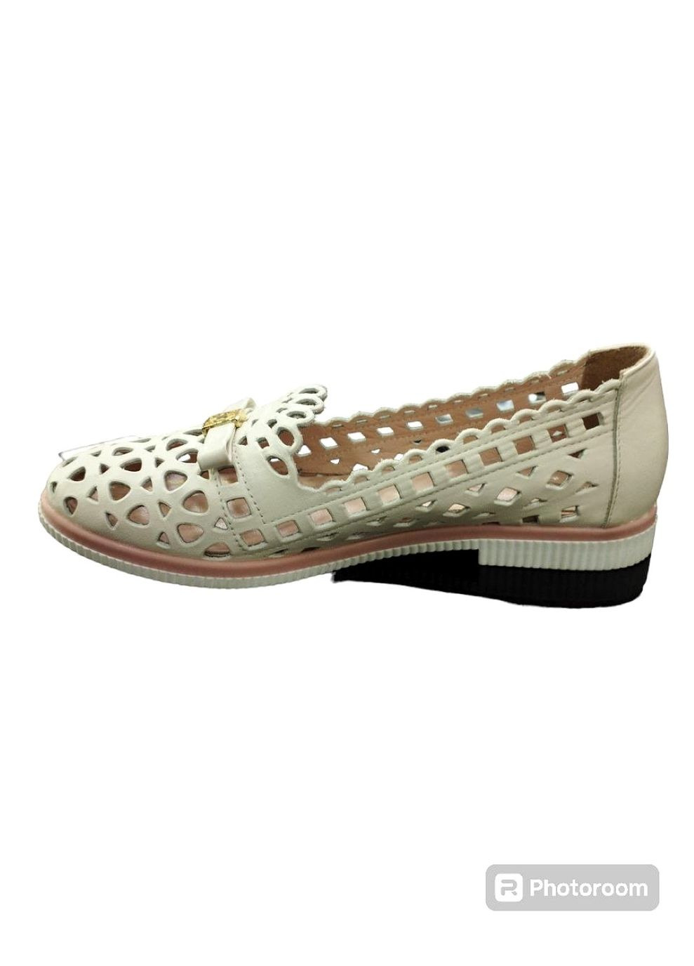 Мокасини жіночі з перфорацією з декором 36 (23,5 см) бежеві Sherlock Soon (323159431)