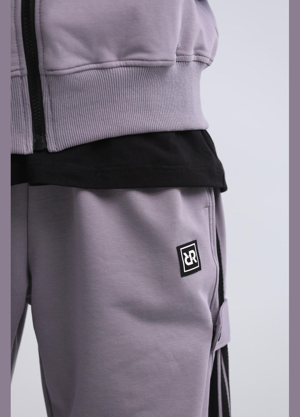 Серый демисезонный костюм (штани, кофта) с лампасами брючный IRmAS оверсайз