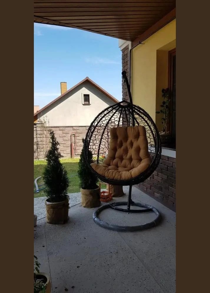 Підвісне крісло-кокон з техноротангу Garden Коричневий, вулична гойдалка, гамак для відпочинку на природі, до 120 кг No Brand (313033485)