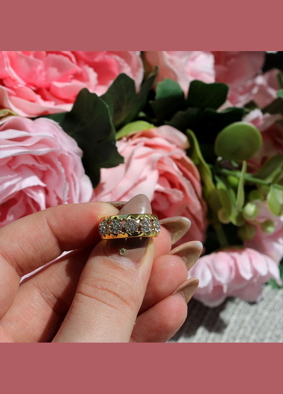 Женское кольцо с камнями в форме цветов, цвет золото, размер. No Brand (311222635)