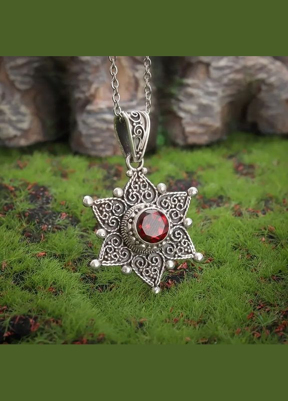 Кулон на цепочке в виде звезды или цветка, ретро стиль, красный камень, узоры, 4 см, цепочка 50 см Liresmina Jewelry (315623864)