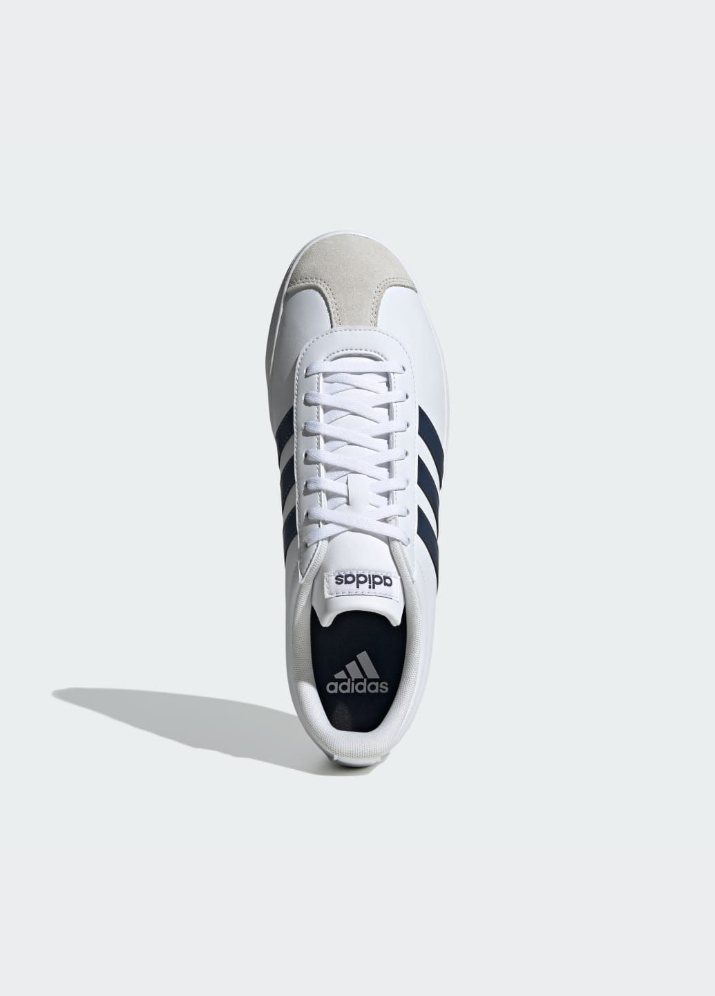 Білі Літні кросівки vl court base adidas