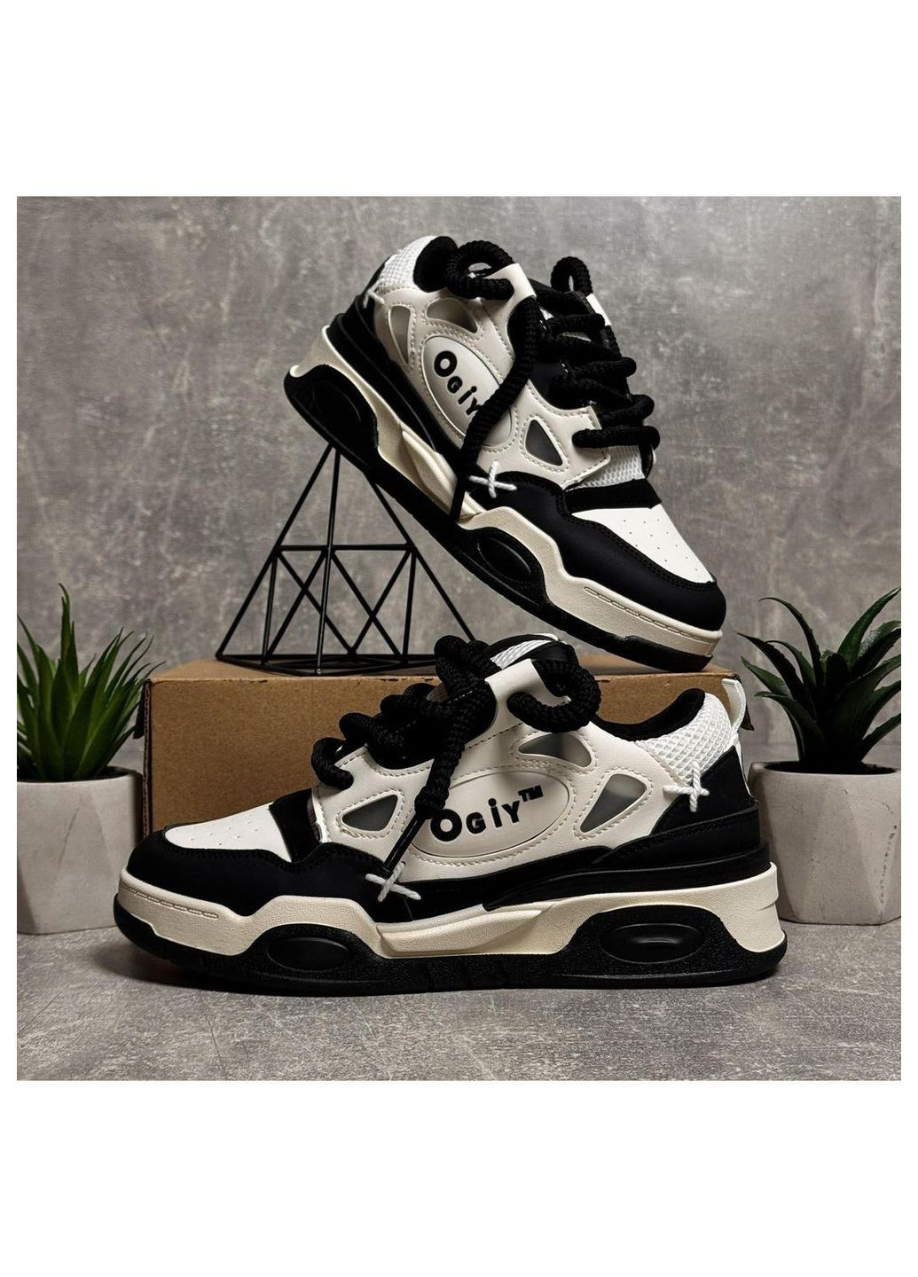 Чорно-білі Осінні кросівки чоловічі OG Force