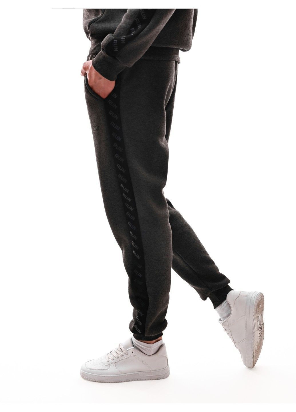 Сірий зимній костюм спортивний чоловічий No Brand